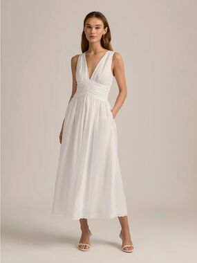 So lovely! Favorite Daughter The Eyes Only For You Dress in White size 4